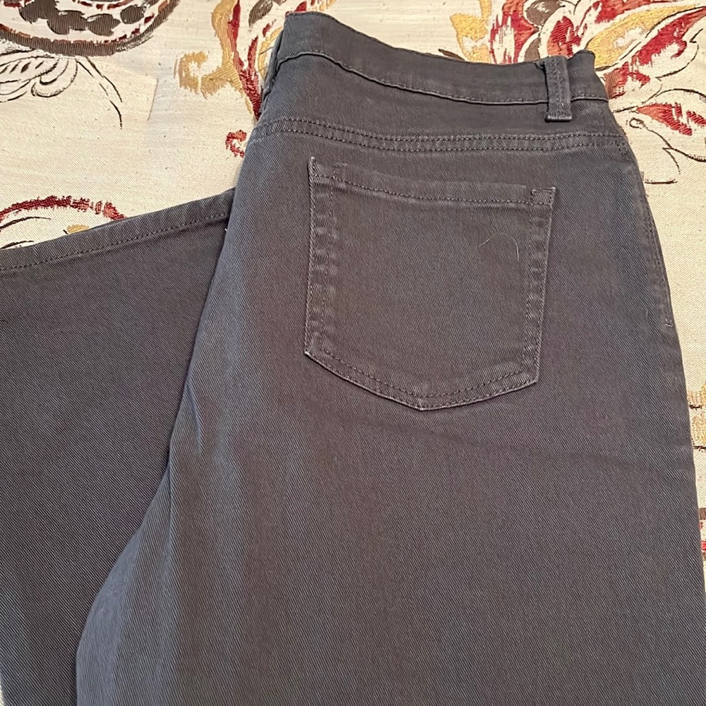 Gloria Vanderbilt AMANDA Jeans 12, barely worn (if at all) Grey.